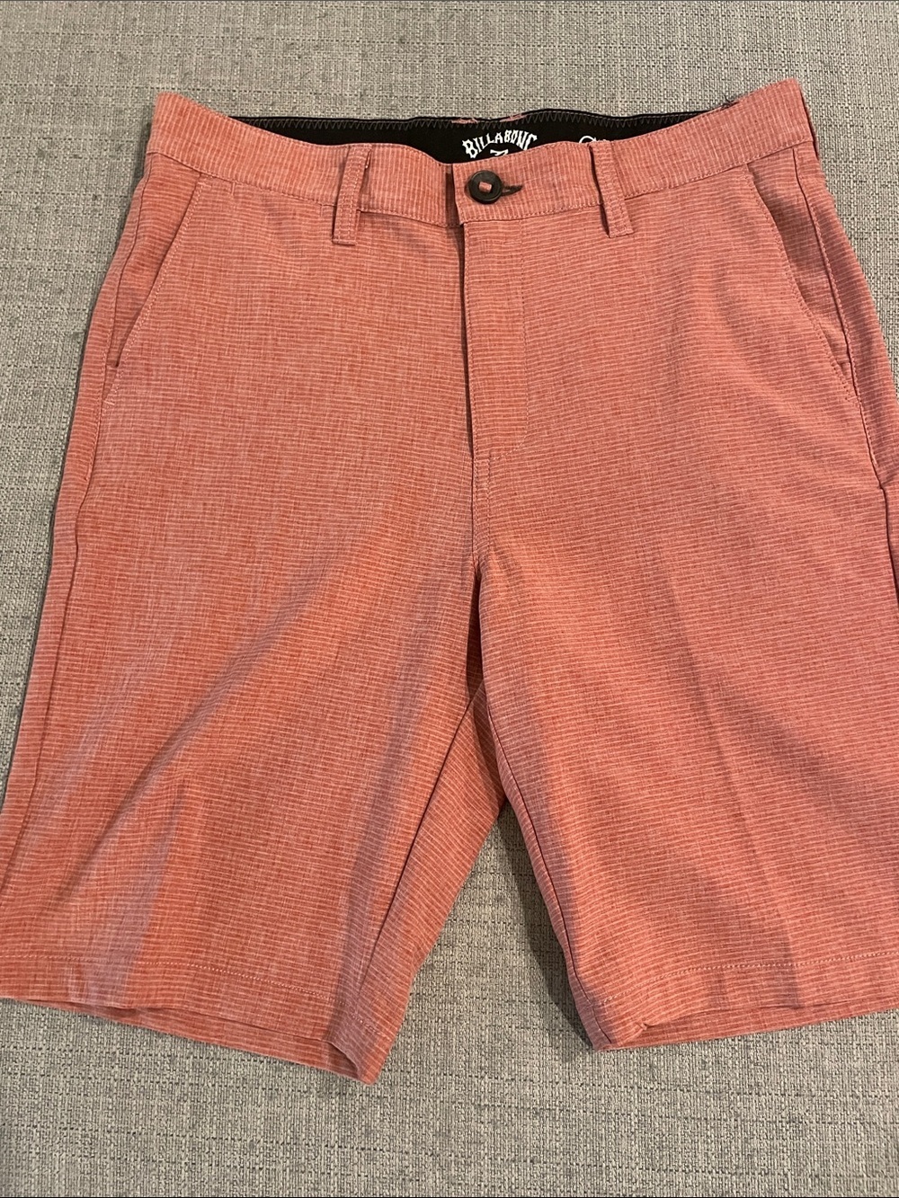 Billabong Men’s Salmon Coral Flat Front Shorts NWOT